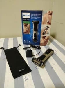 Kit de afeitadora Philips Series 7000 con accesorios