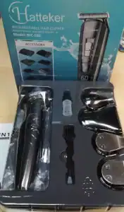 Kit de afeitado Hatteker: Cortadora, peines y aceite incluidos.